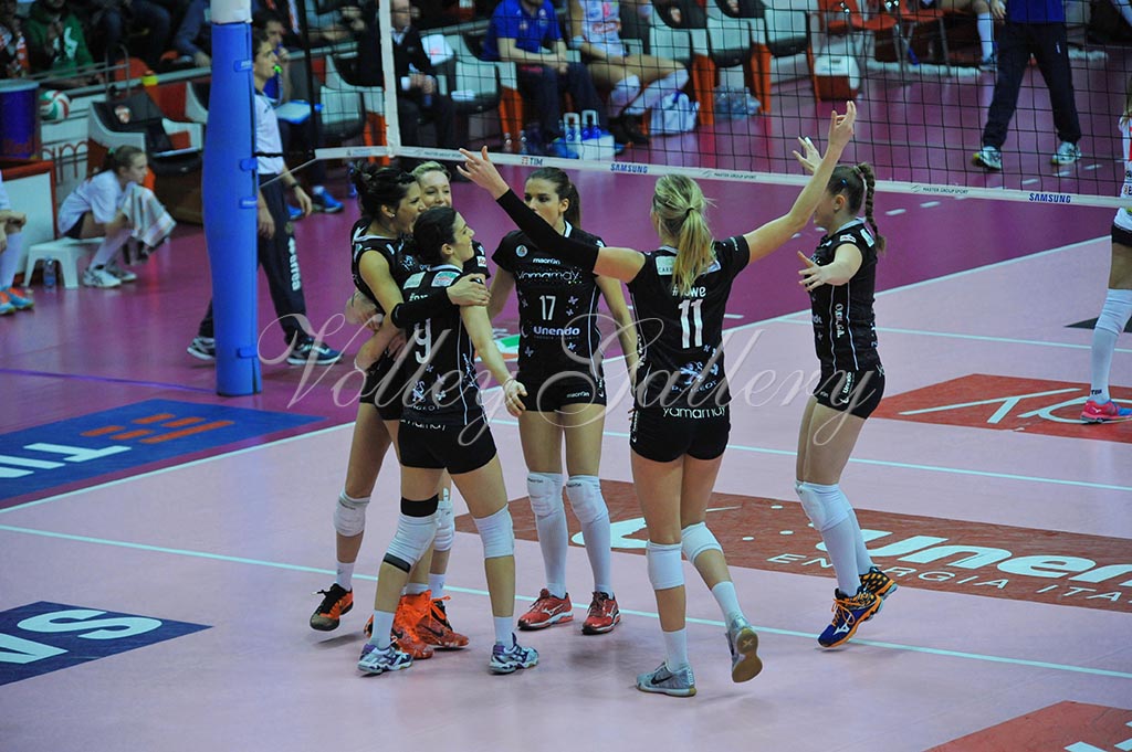 Yamamay-Igor NO (33)